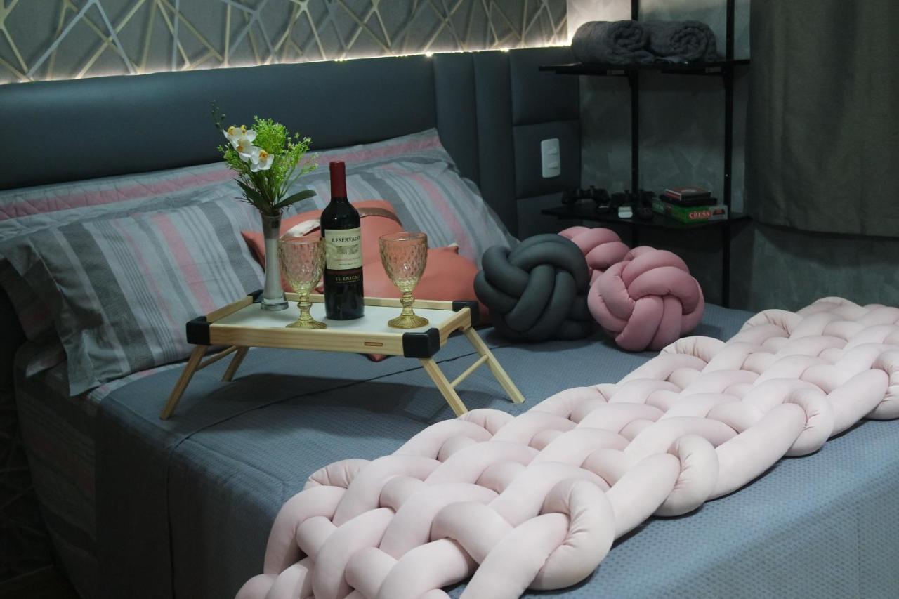 Expo Center Norte: With Complimentary Wine Apartment *